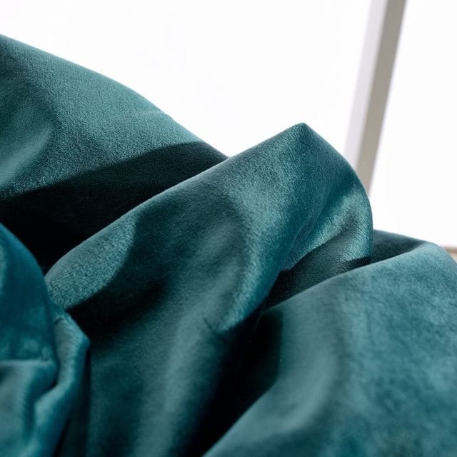 Rideau avec Pompon